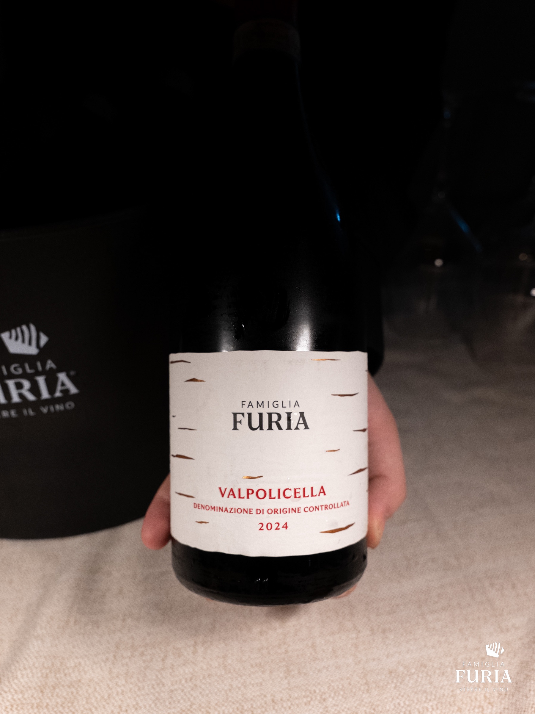 Commercial — FAMIGLIA FURIA — 2